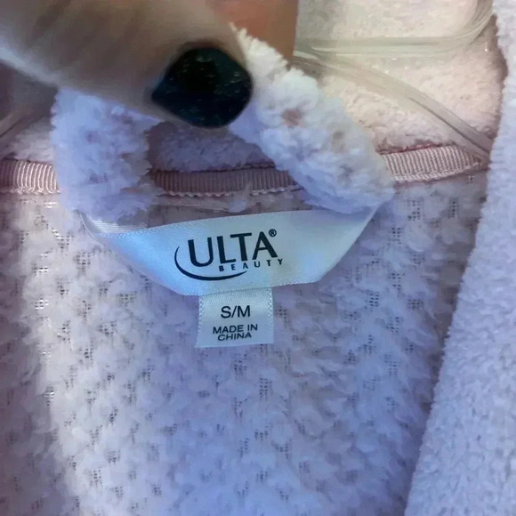 Ulta beauty bath robe. NWT. Size S/M - Picture 2 of 4